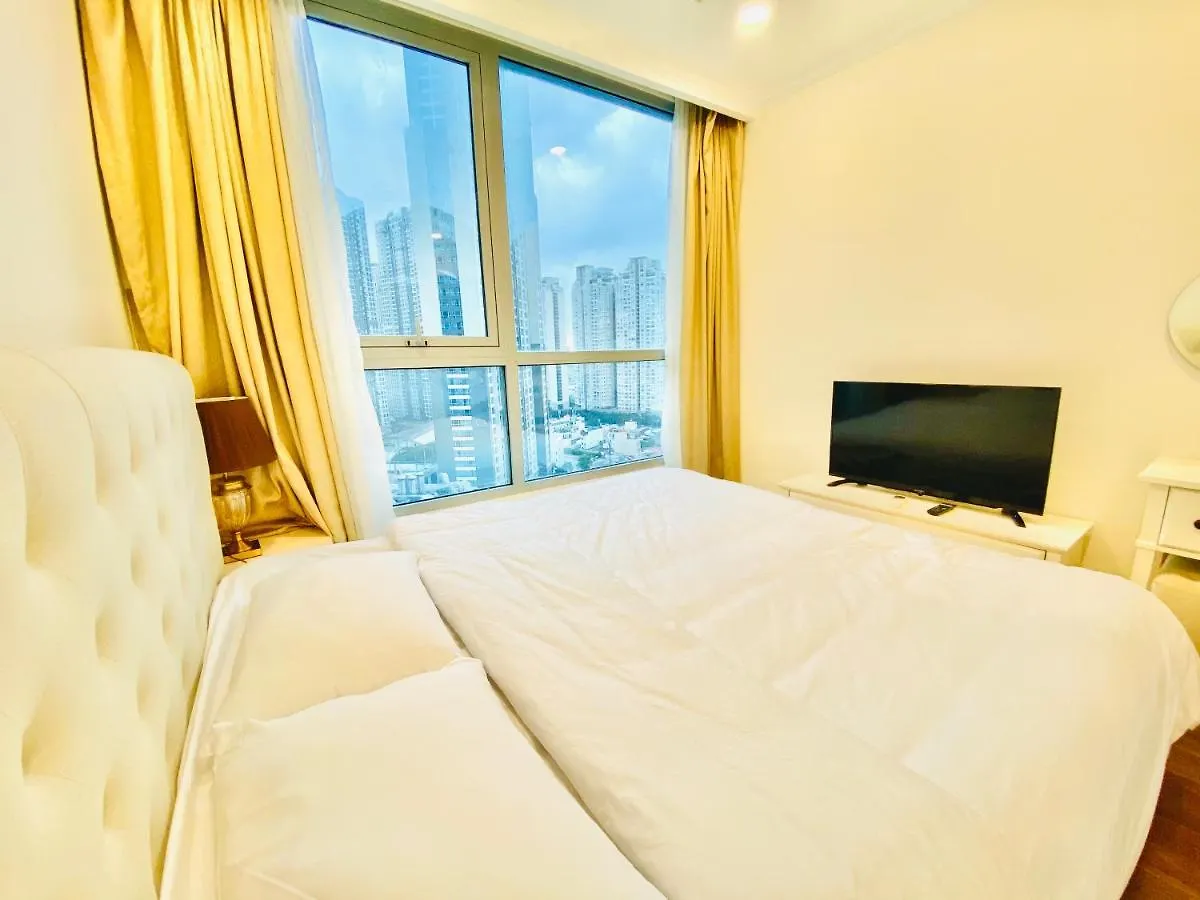 The Luxe Nest Landmark 81