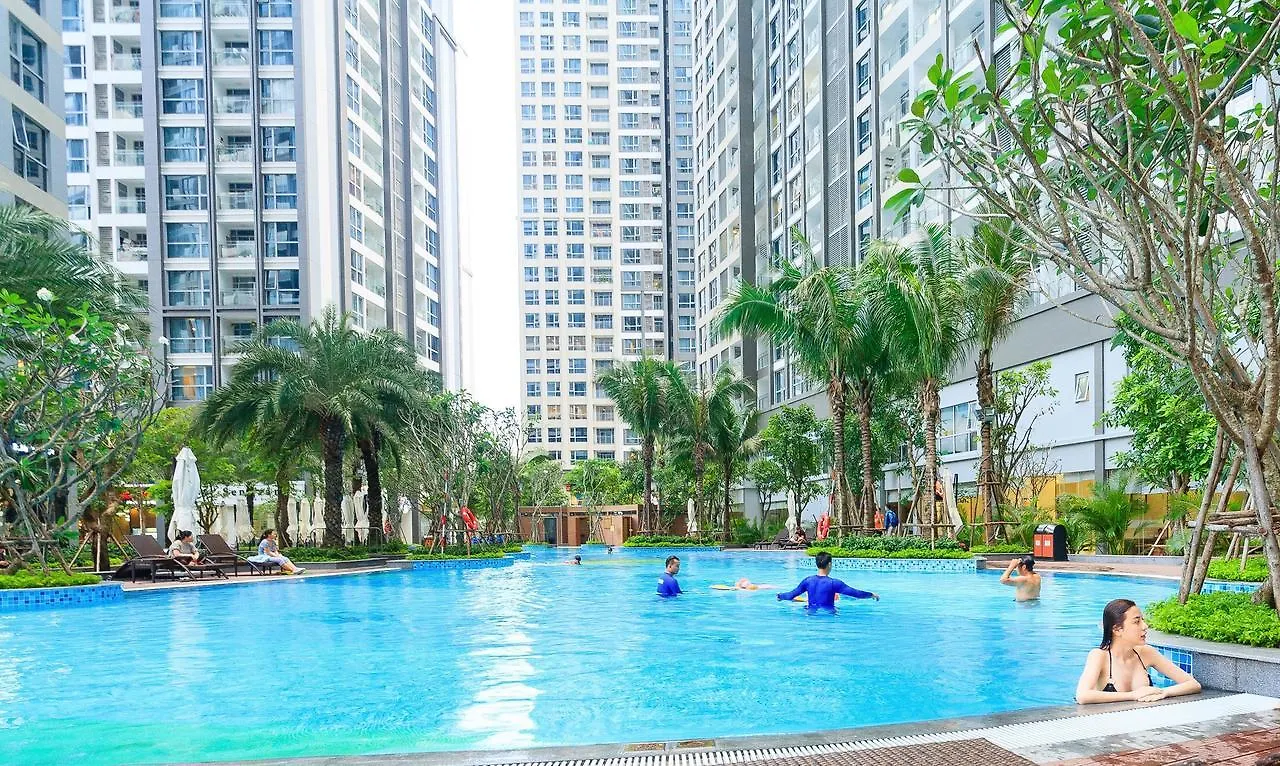 The Luxe Nest Landmark 81 Homestay