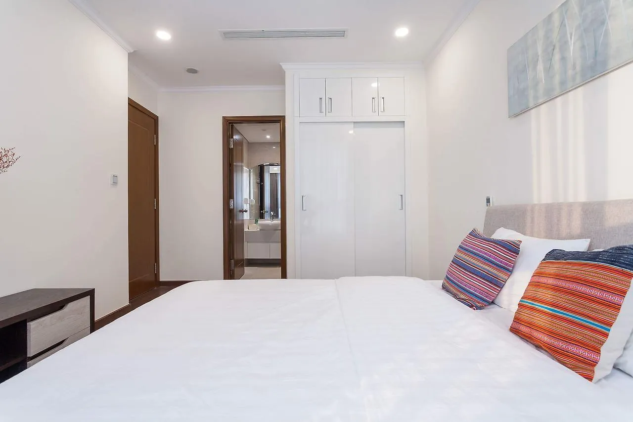 The Luxe Nest Landmark 81 0*, Ho Chi Minh City Vietnam