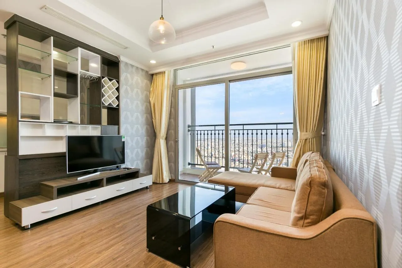 The Luxe Nest Landmark 81 0*, Ho Chi Minh City